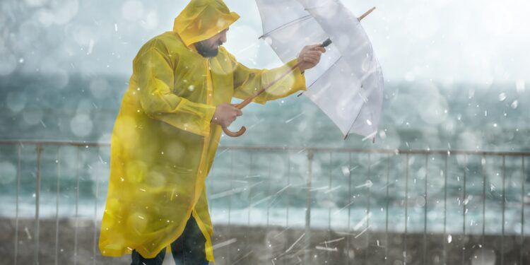Tempête Louis : 26 départements placés en vigilance orange vent violent